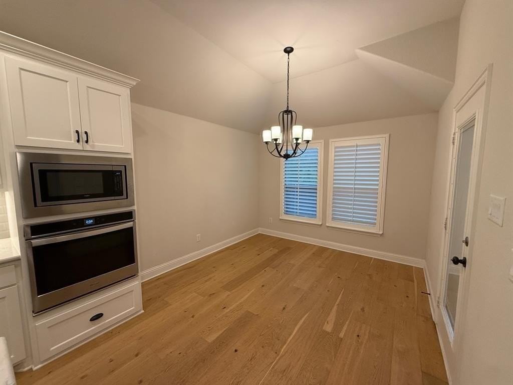 541 Molly Ln - Photo 7 of 19