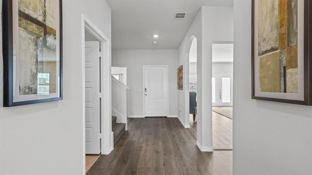 7216 Headingham Way - Photo 3 of 38