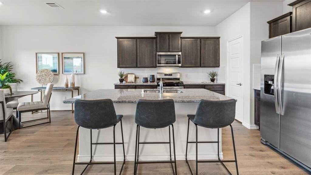 7216 Headingham Way - Photo 5 of 38