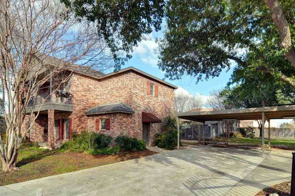3407 Penticost St - Photo 4 of 37
