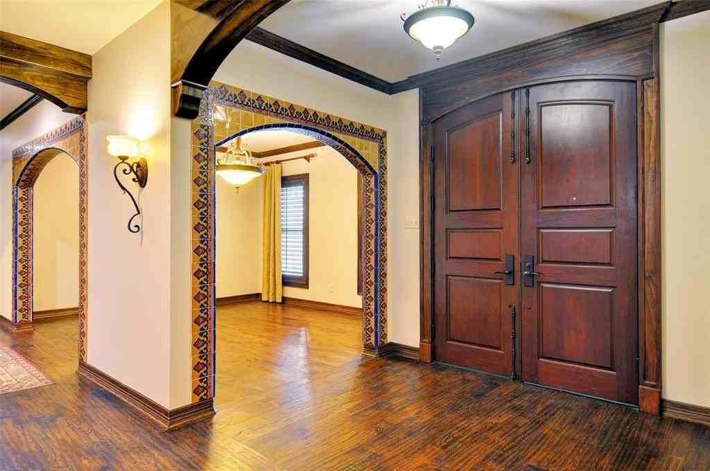 3407 Penticost St - Photo 6 of 37