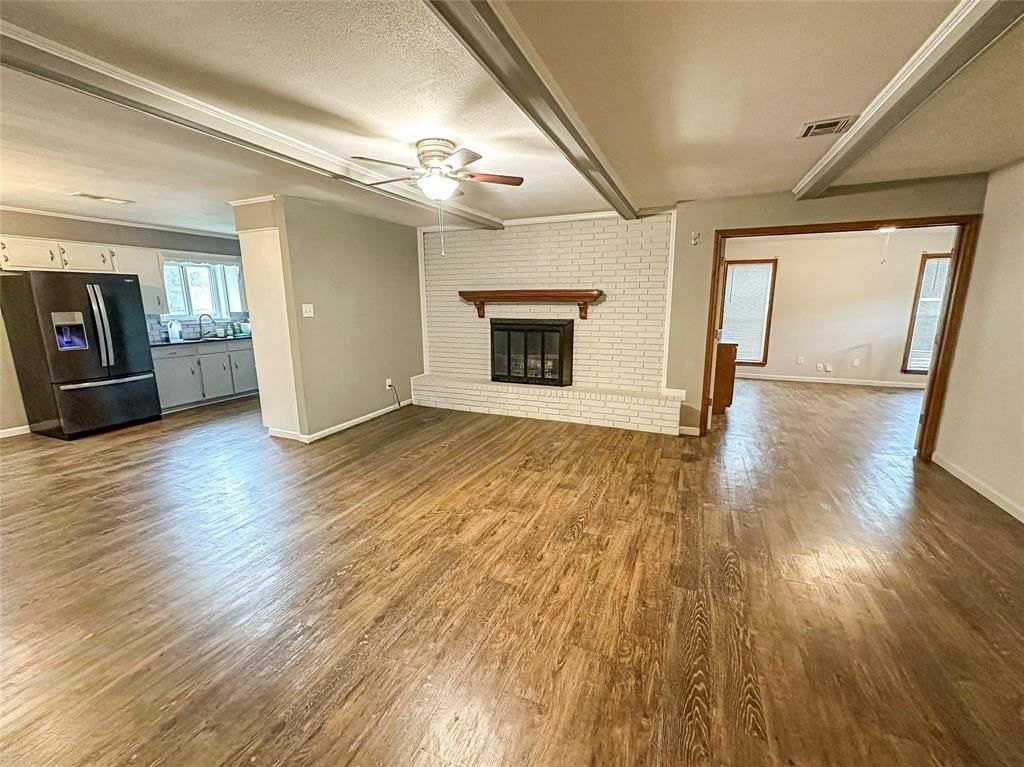 1125 Wedgewood Dr - Photo 5 of 19