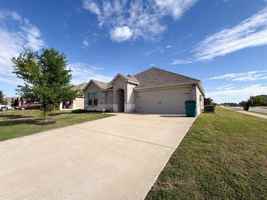 featured image of 264 Thoroughbred St