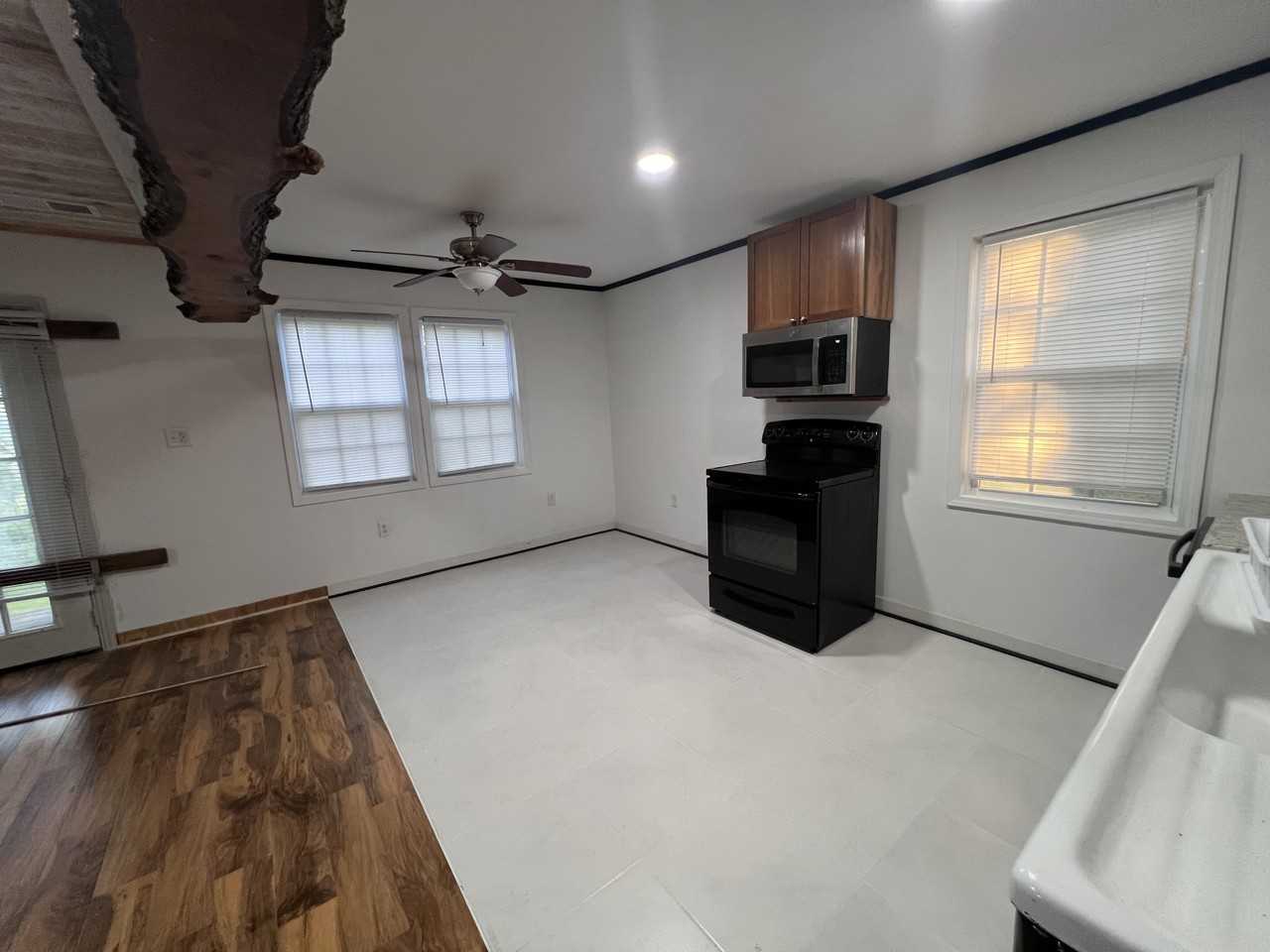 2040 Cambridge Ave #1 - Photo 4 of 7