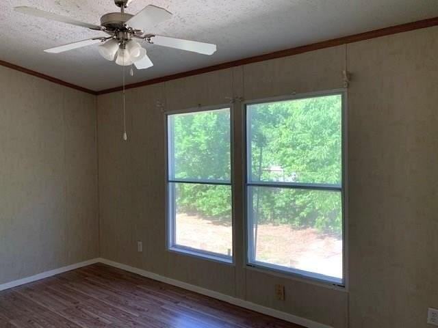 95 Janice Dr - Photo 4 of 7