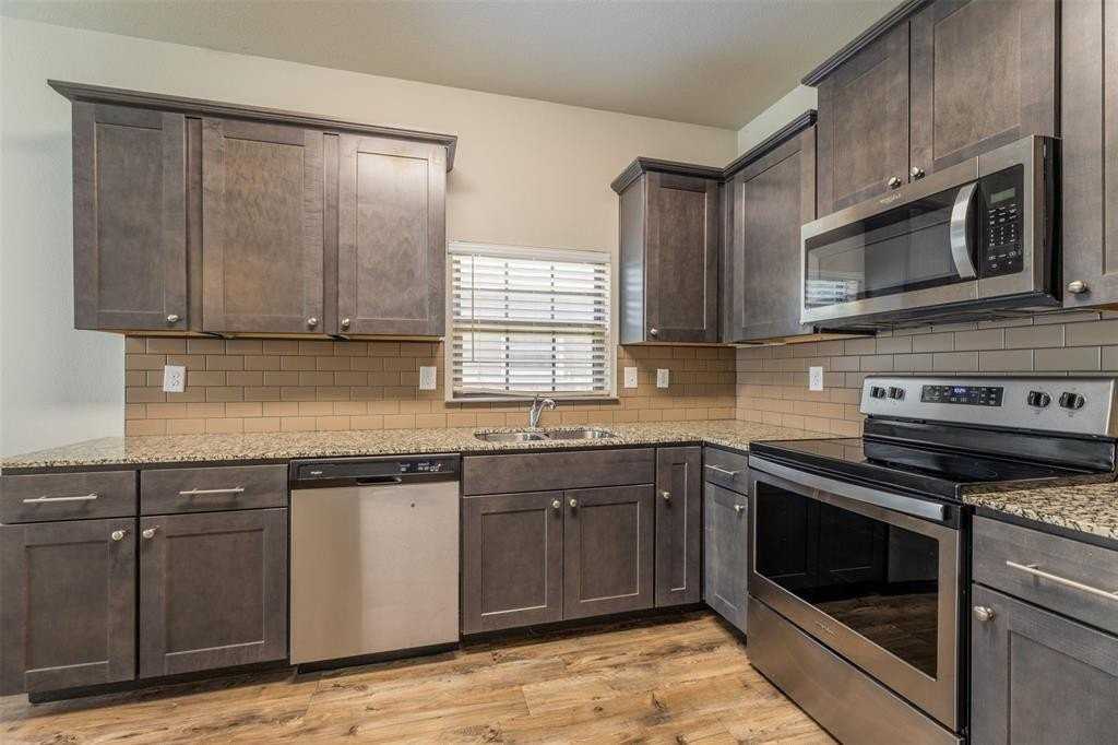 509 Eureka St #100 - Photo 7 of 22