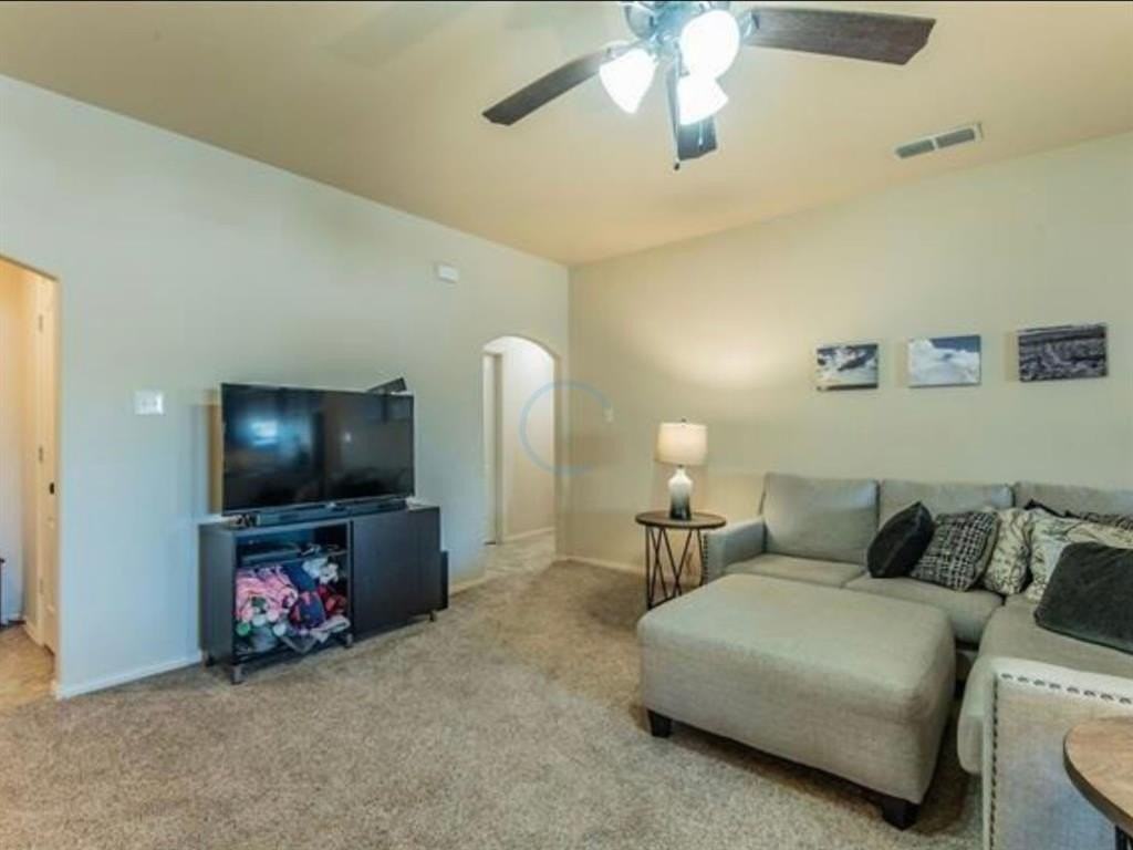 108 Halifax Cir - Photo 3 of 25