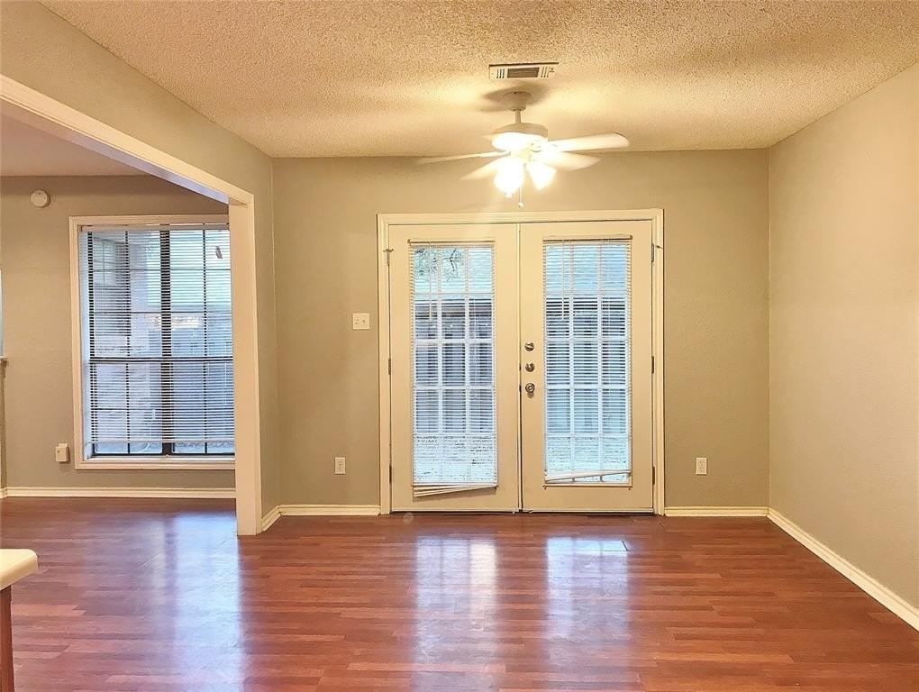 1129 Bent Oaks Dr - Photo 7 of 16