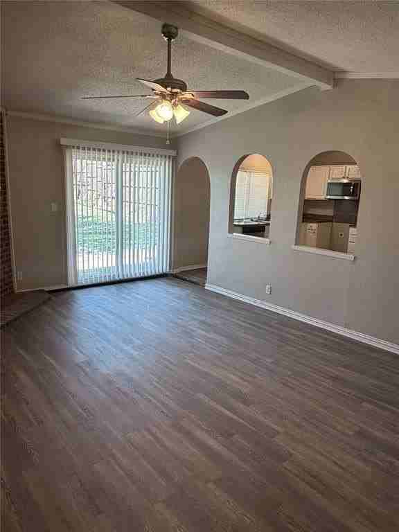 3402 Green Hill Dr - Photo 4 of 18