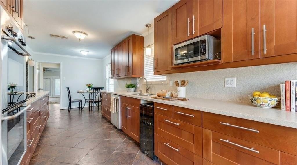 3227 Rolling Knoll Dr - Photo 7 of 20