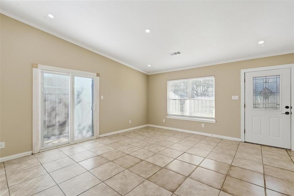 9420 Kerrville St - Photo 6 of 31