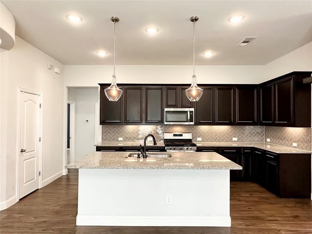 1556 Kessler Dr - Photo 7 of 22