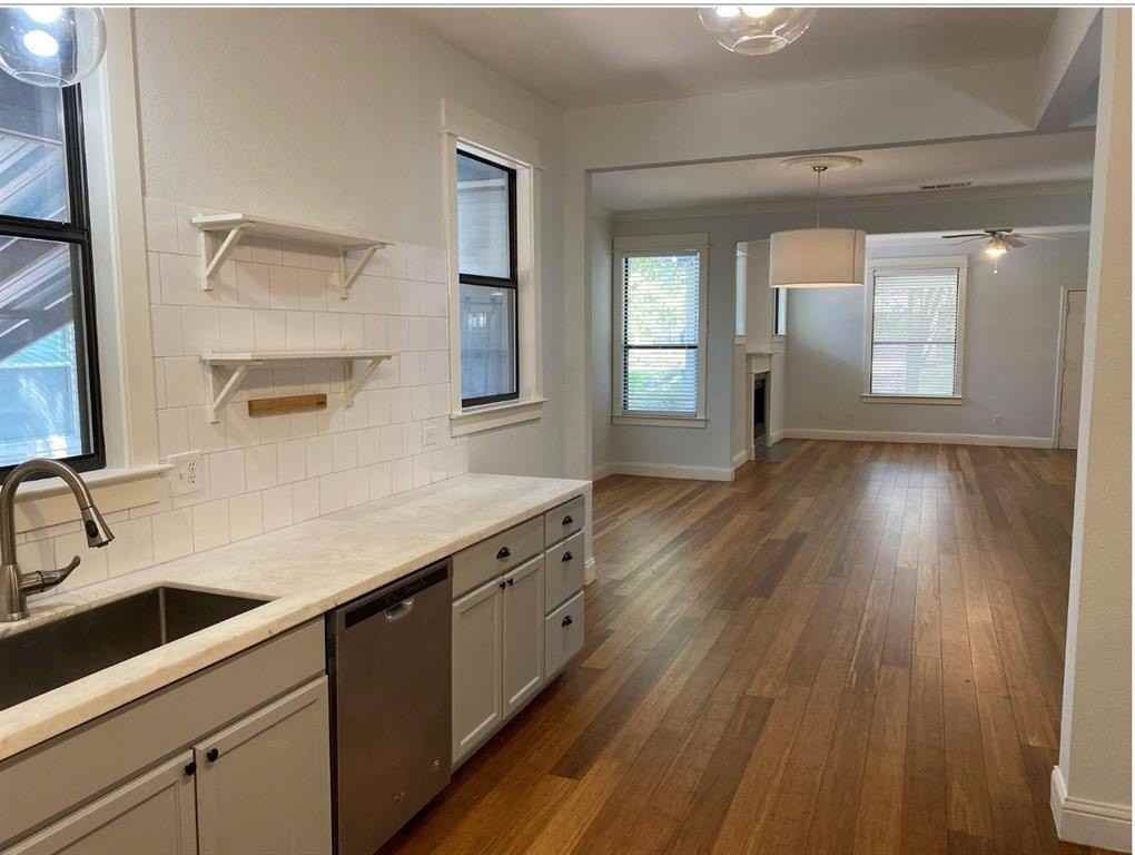 6324 Goliad Ave - Photo 4 of 10