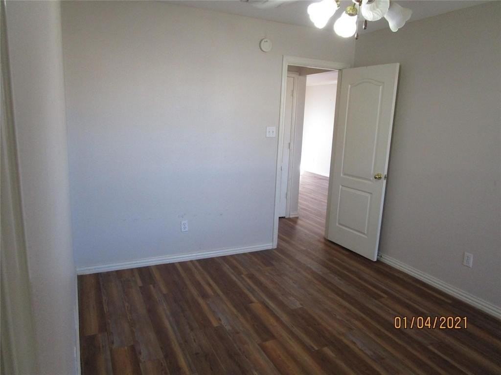 3112 Inglewood St - Photo 5 of 7