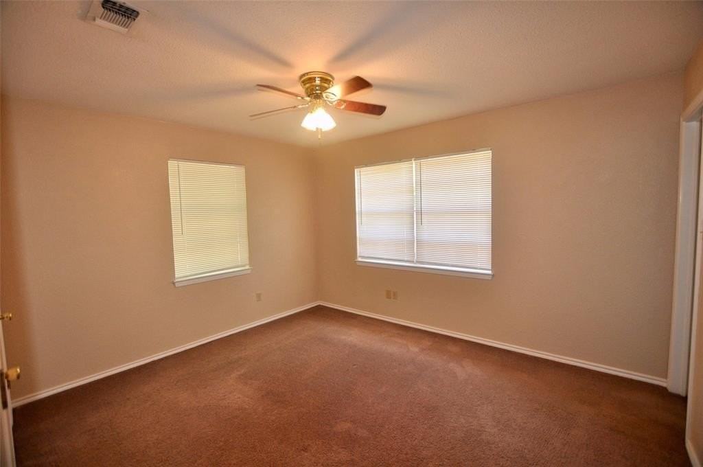 303 E 2nd St - Photo 5 of 13