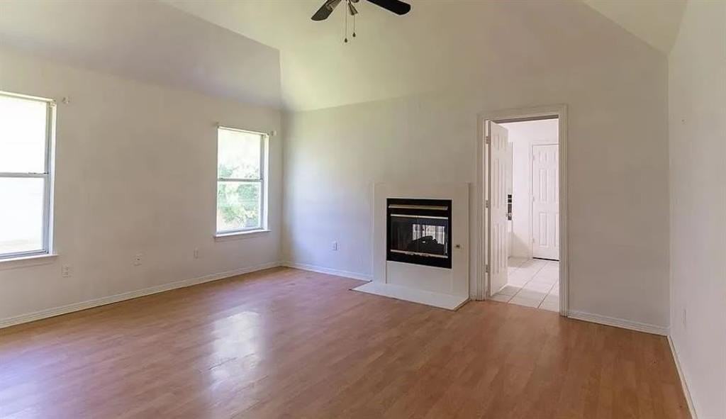 492 Shade Tree Cir - Photo 2 of 12