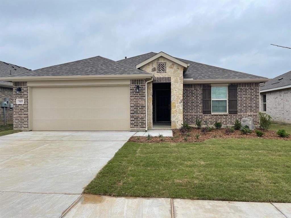5405 Fairdale Dr