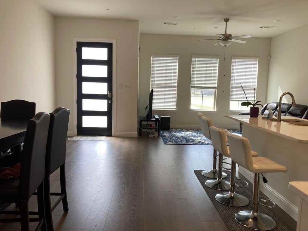 4705 Corriente Vista Ln - Photo 3 of 27