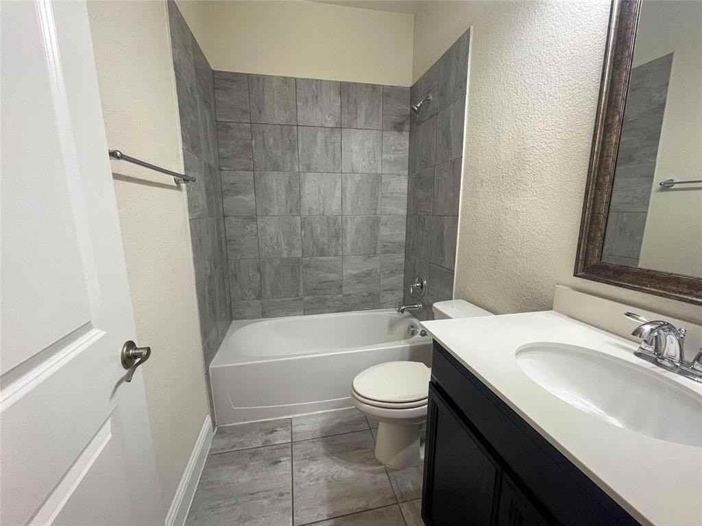 723 Callaway Dr - Photo 6 of 25