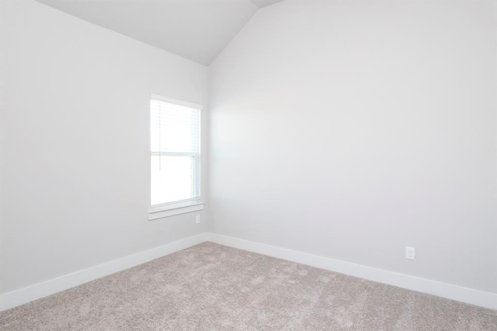 5928 Mustang Creek Ln - Photo 7 of 28