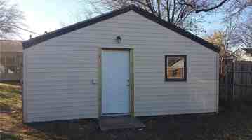 featured image of 624 E North 15th St