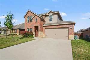featured image of 1613 Grand Villa St