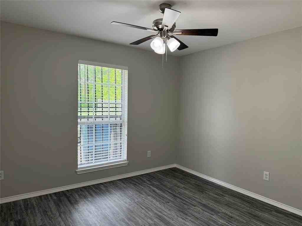 3332 Navaro St - Photo 3 of 23