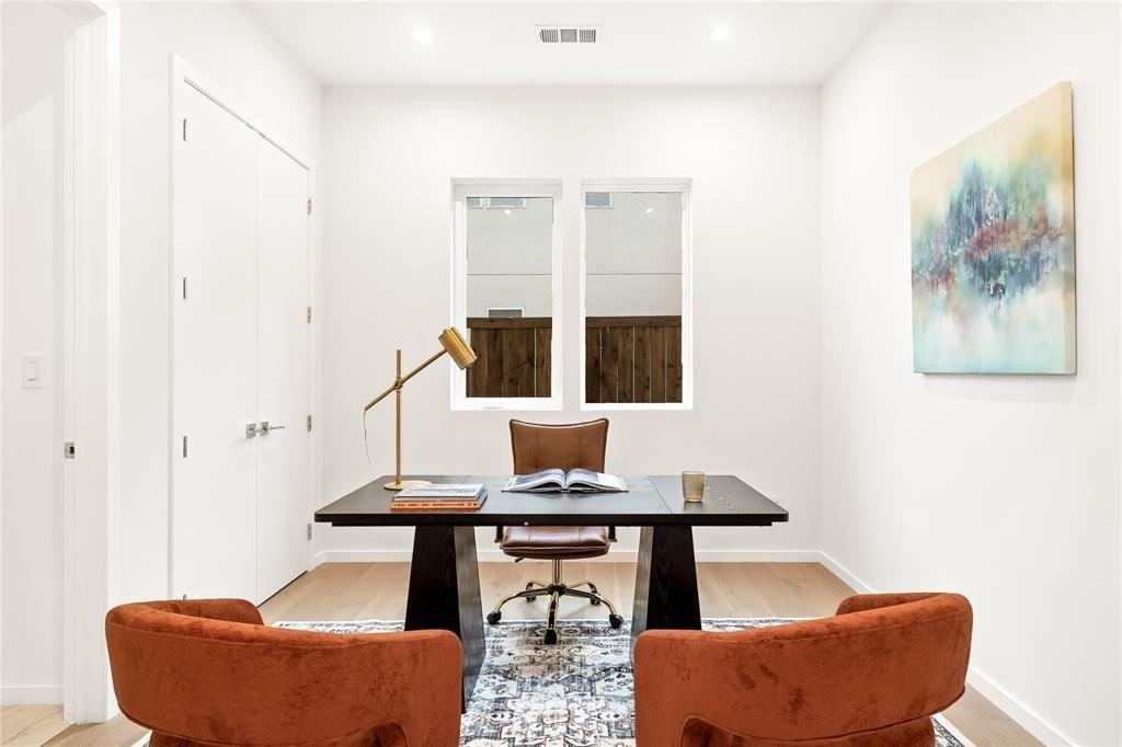 828 Mcbroom St - Photo 6 of 11