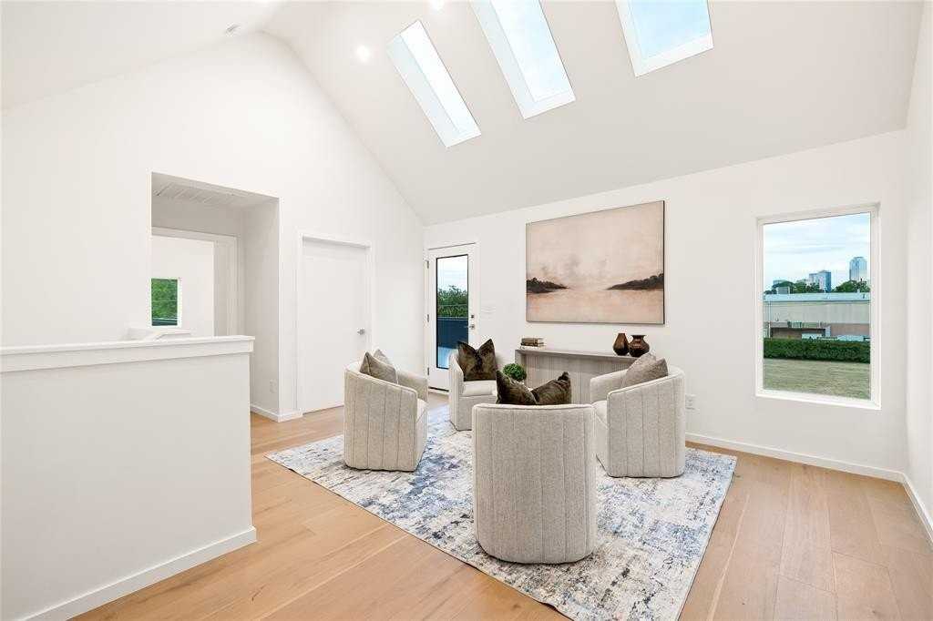 828 Mcbroom St - Photo 7 of 11