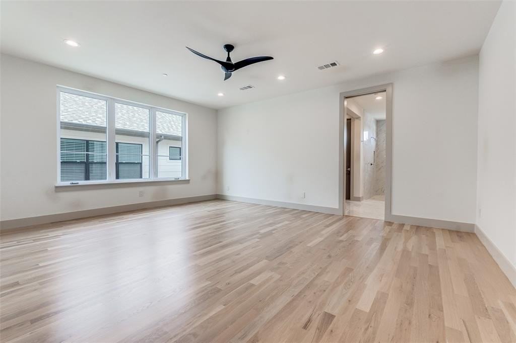 3318 Rosedale Ave - Photo 7 of 11