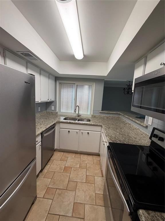 2650 Via Sonoma - Photo 2 of 9