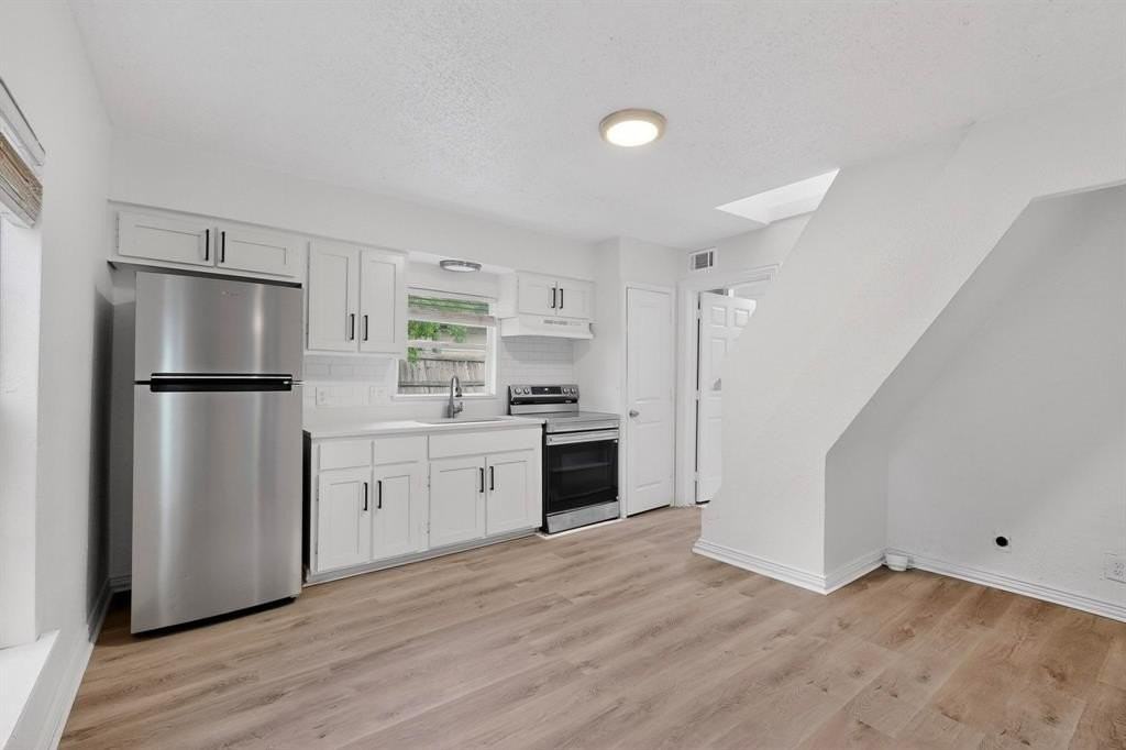 1210 Grant St - Photo 6 of 30