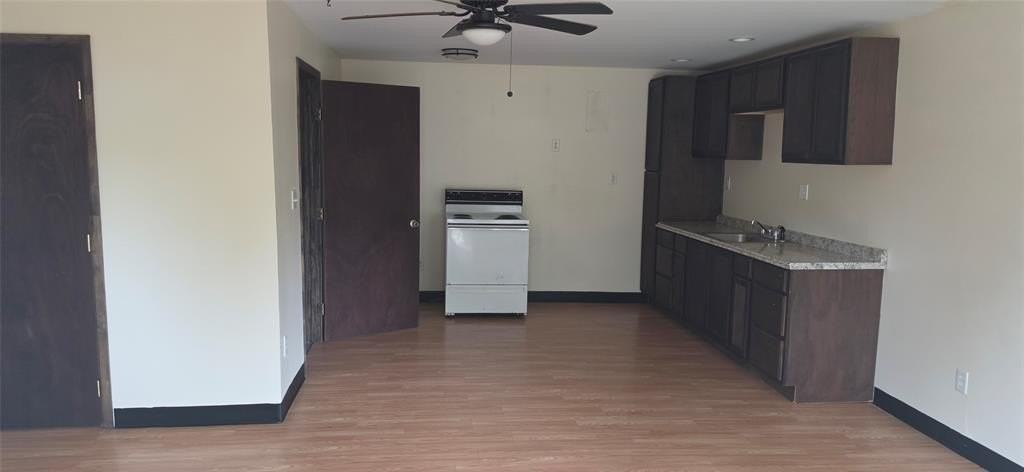 9904 County Road 3622 - Photo 3 of 7