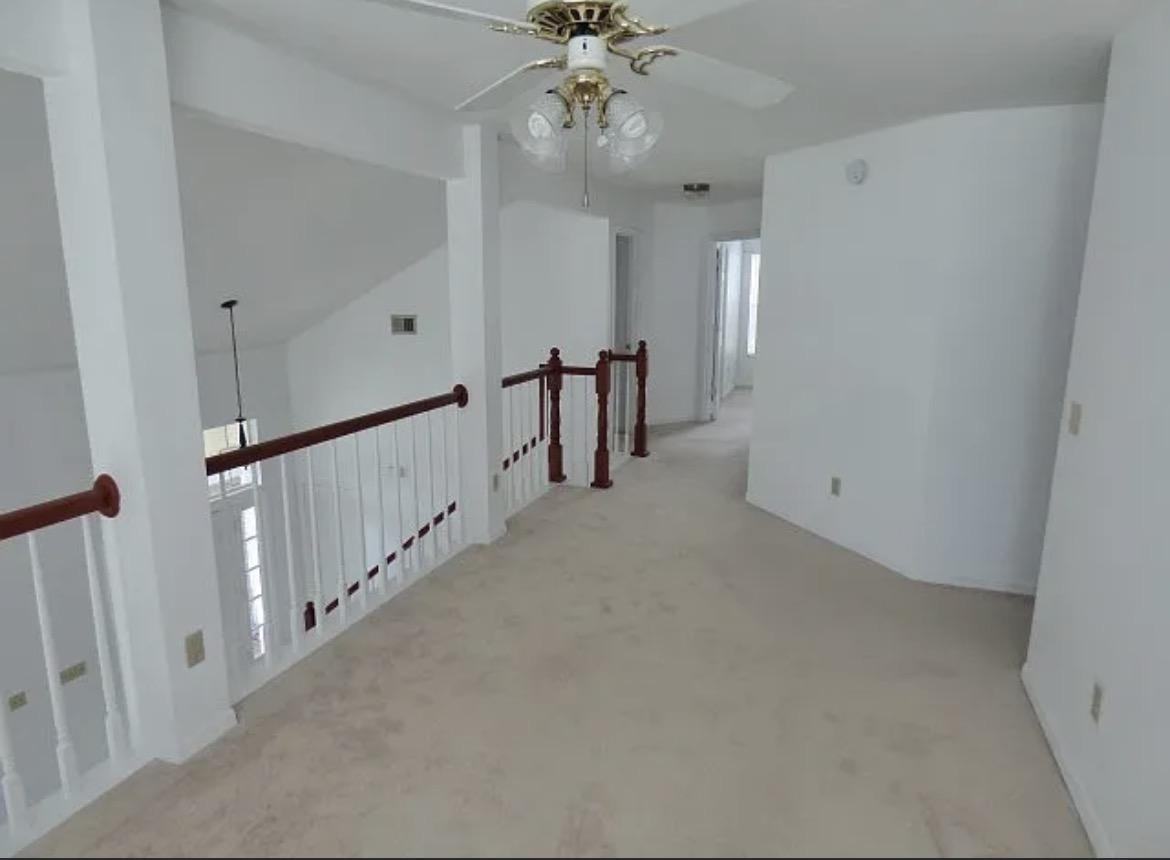 Sawgrass Dr - Photo 4 of 10