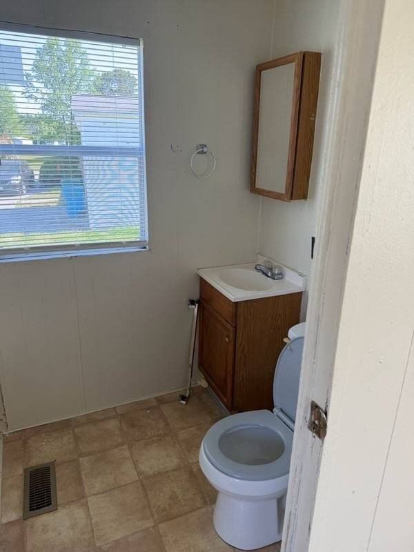 217 Theresa Ln - Photo 4 of 6