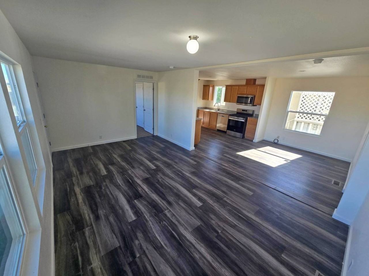 590 Kinney St #FV56 - Photo 3 of 10