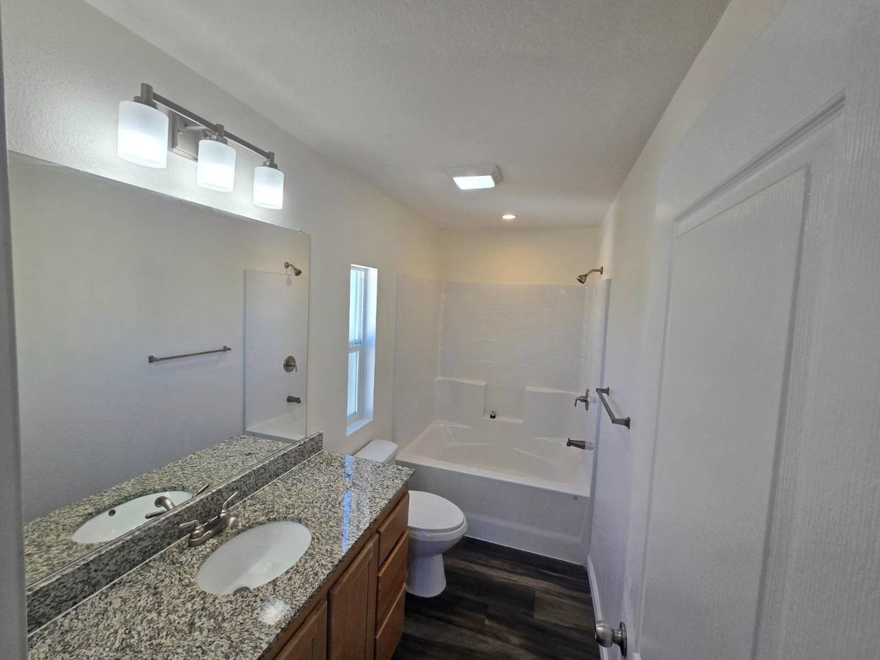 590 Kinney St #FV56 - Photo 5 of 10