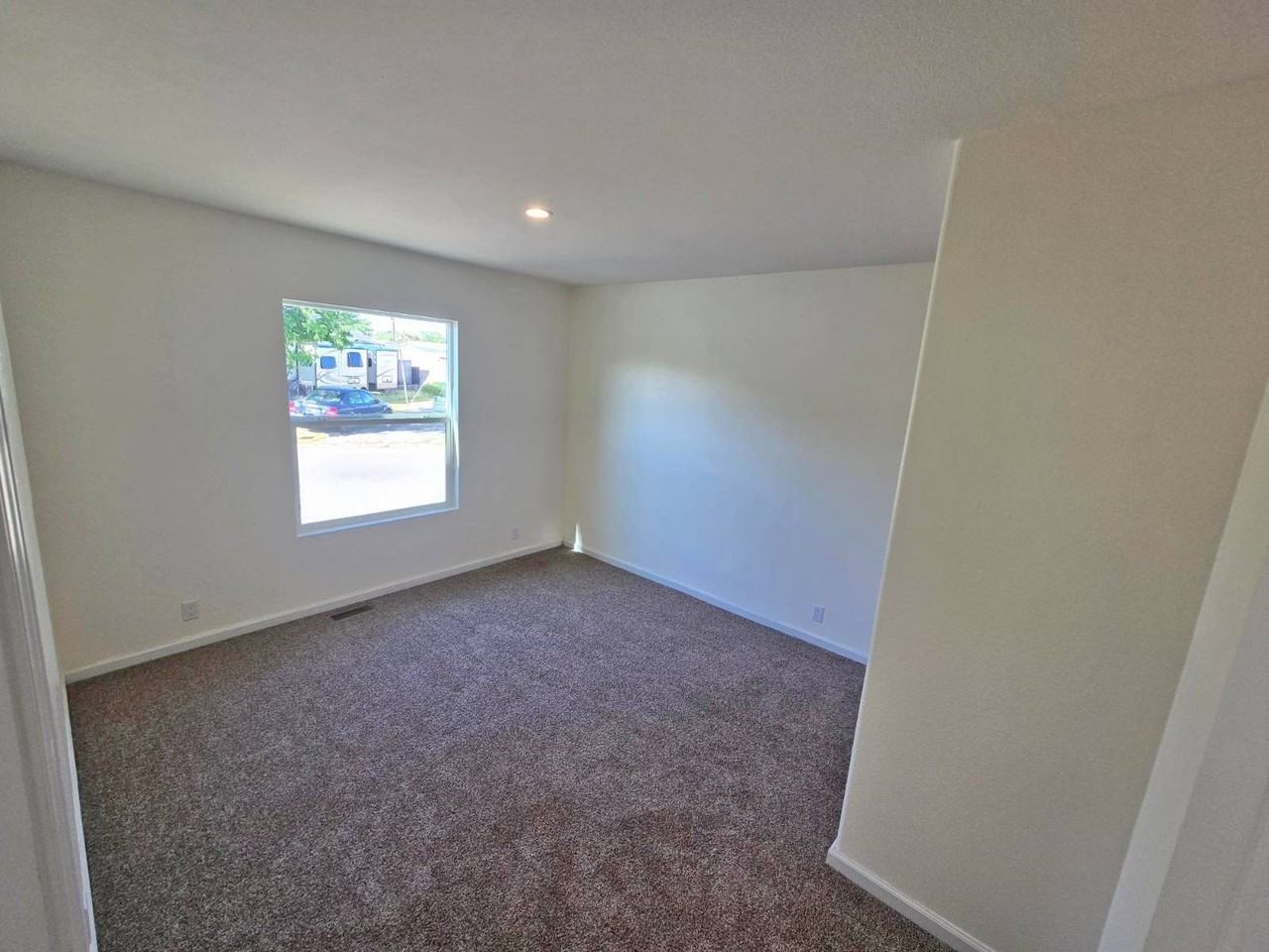 590 Kinney St #FV56 - Photo 6 of 10