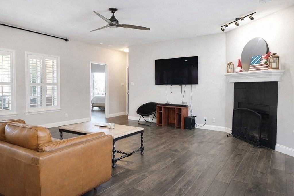 2917 Dustin Dr - Photo 7 of 18