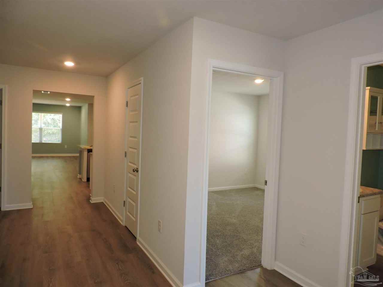 5427 Peach Dr - Photo 3 of 32