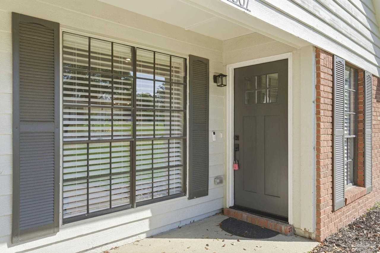 4607 La Borde Ln - Photo 4 of 28