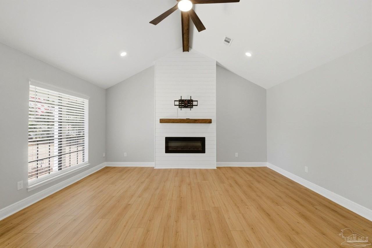 4607 La Borde Ln - Photo 7 of 28