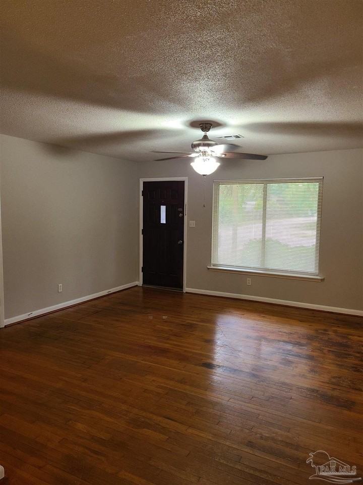 7758 Kipling St - Photo 3 of 23