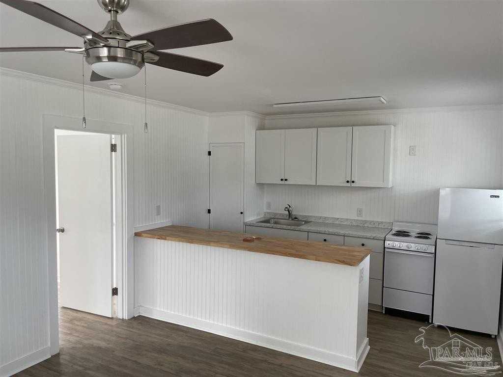 107 Holmes Dr #A - Photo 4 of 7