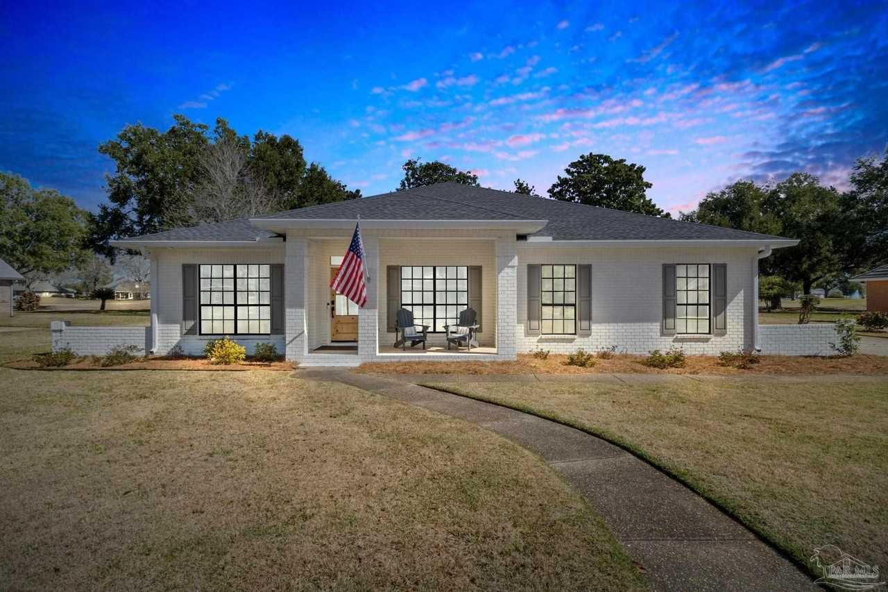 3244 Cobblestone Dr - Photo 3 of 43