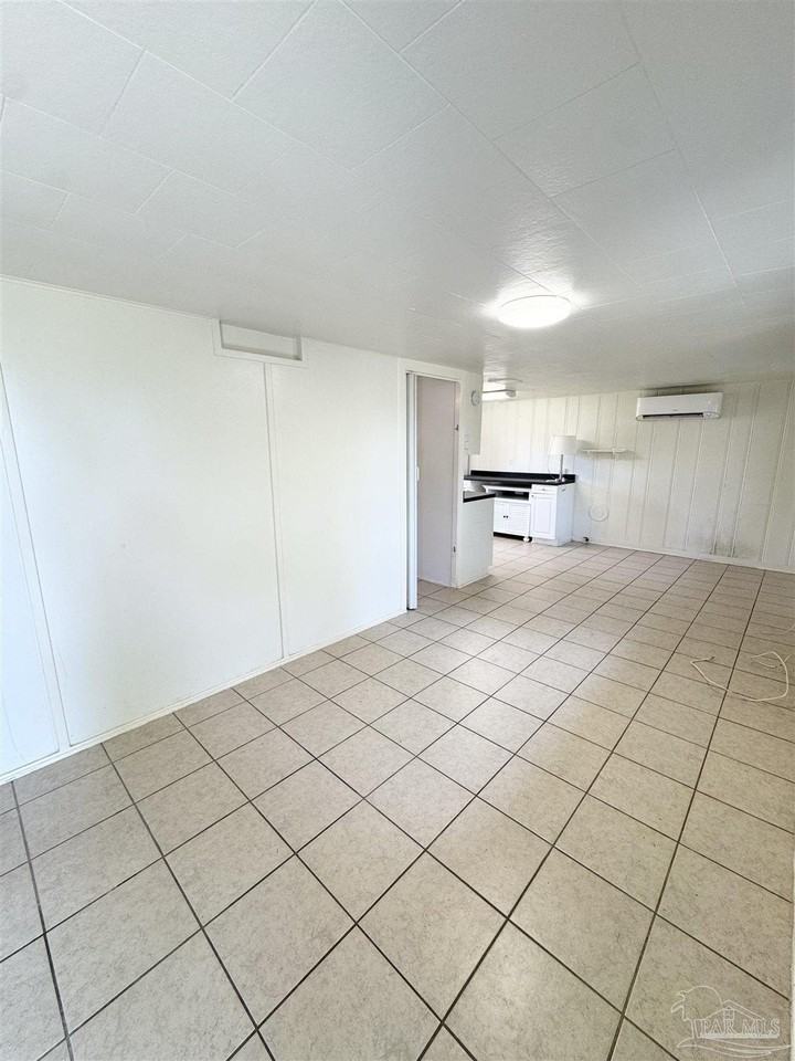 1318 Wilson Ave #A - Photo 4 of 17