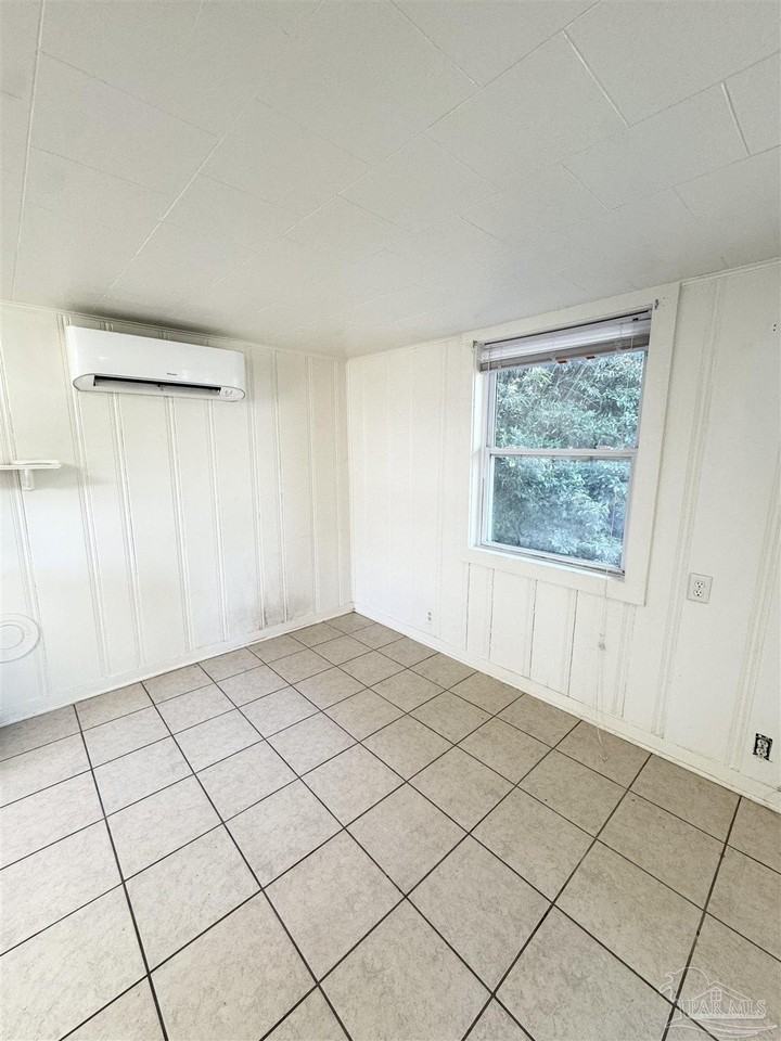 1318 Wilson Ave #A - Photo 6 of 17