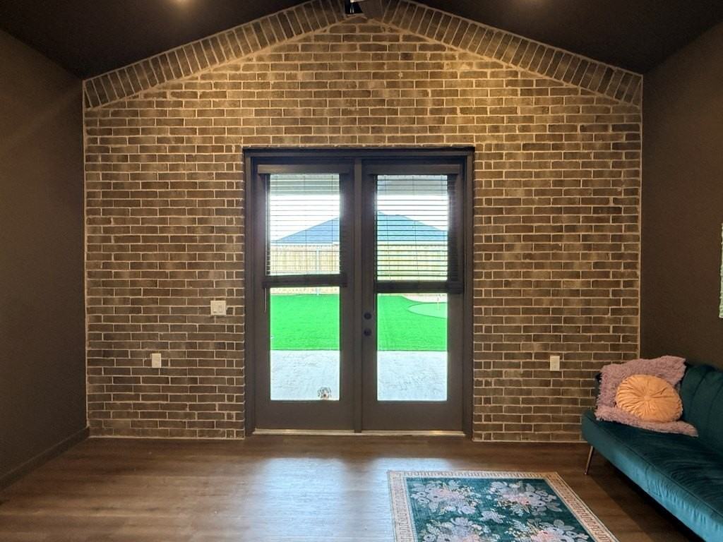 2409 Open Range Ln - Photo 6 of 40