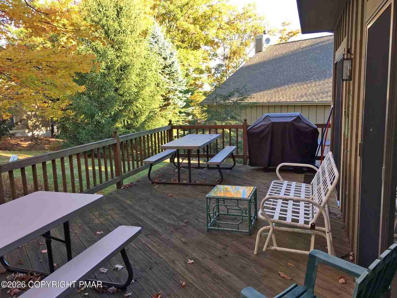 368 Aspen Ct - Photo 7 of 12