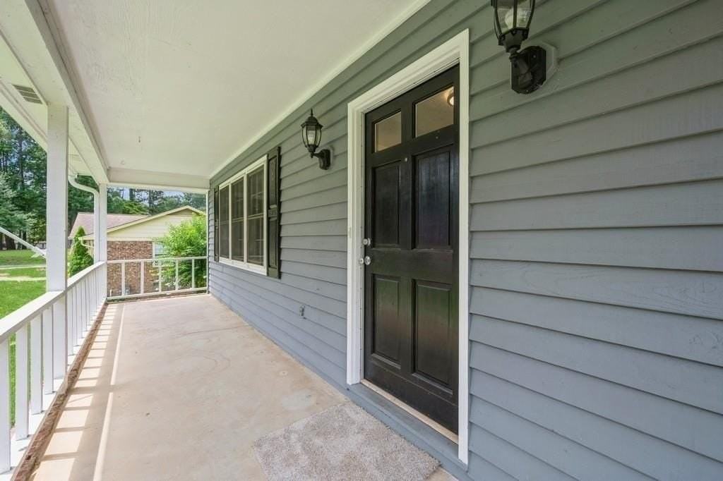 1763 Sherman Ln Nw - Photo 4 of 25